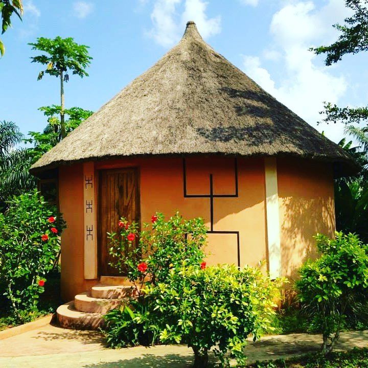 Éco-lodge en matériaux naturels